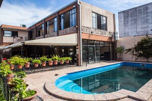 Seasonal outdoor pool - Hotel Samka (Salta)