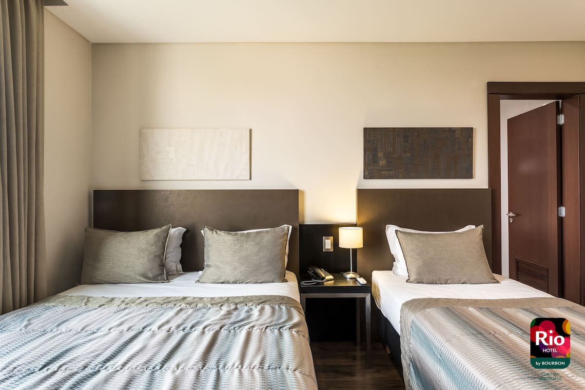 standard triple room | minibar, in-room safe, soundproofing, free wifi