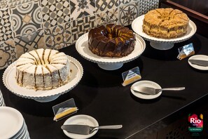 Tägliches inbegriffenes Frühstücksbuffet