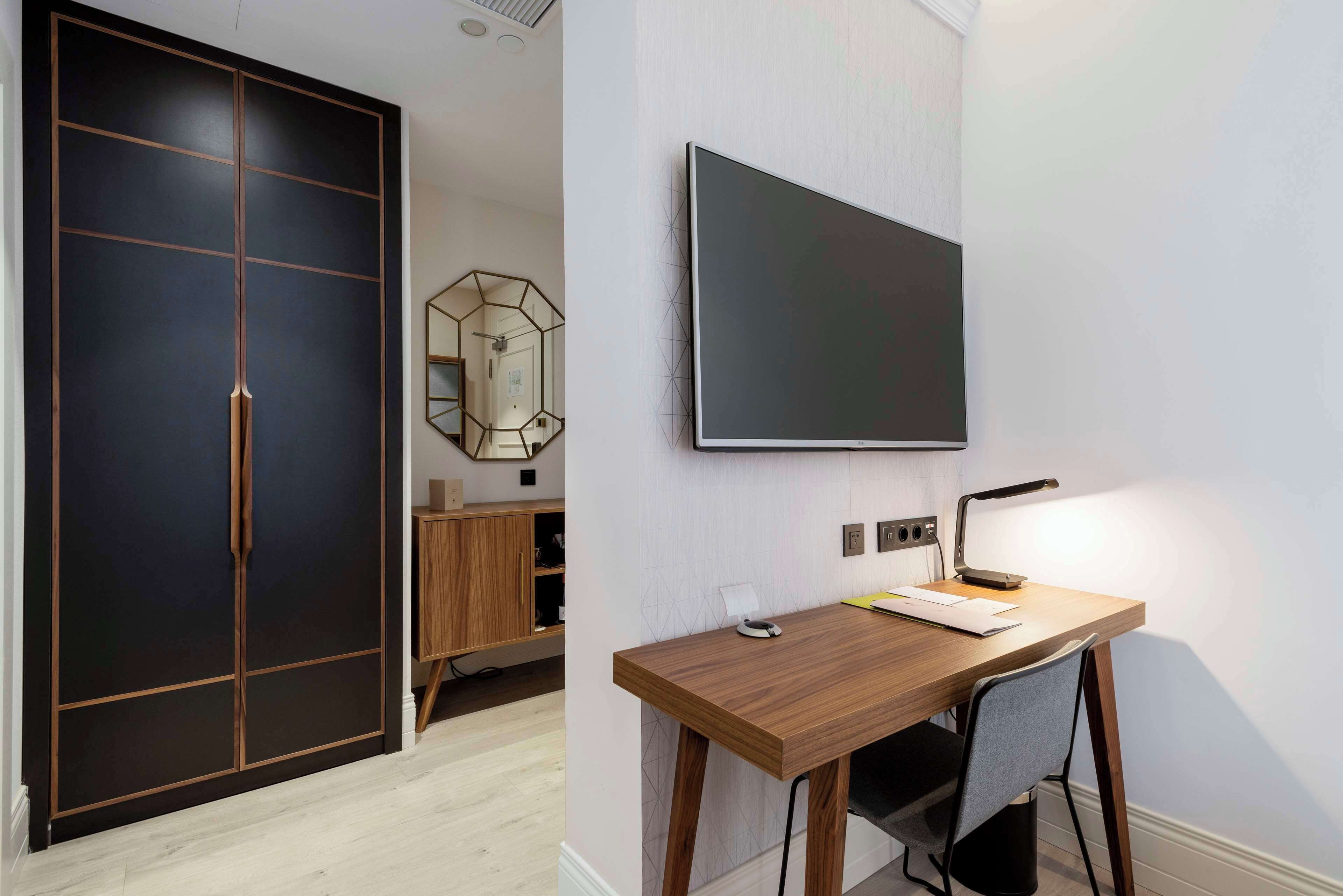 room, 1 double bed | egyptian cotton sheets, premium bedding, minibar, in-room safe