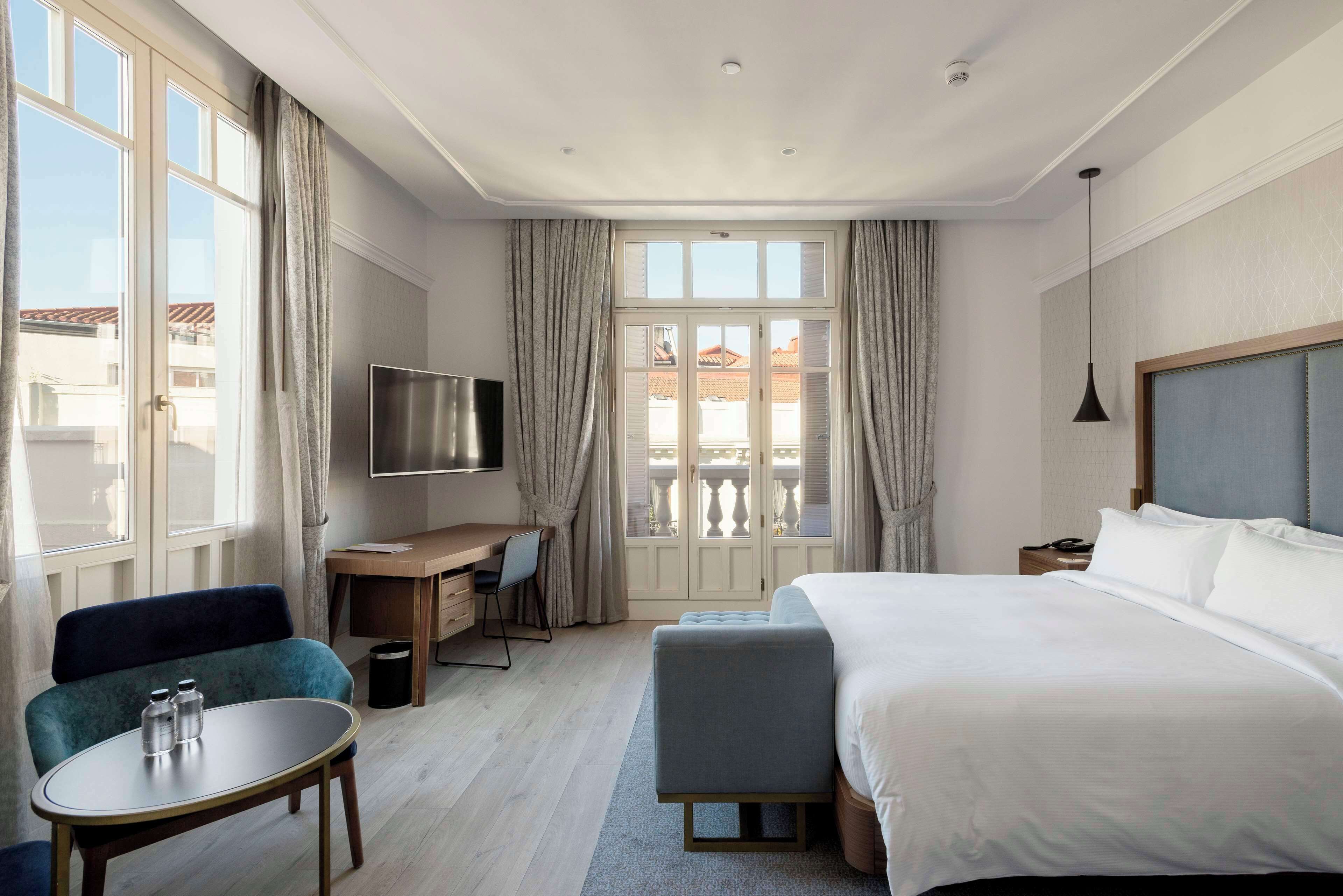 Superior kamer, 1 kingsize bed, terras | Lakens van Egyptisch katoen, luxe beddengoed, een minibar