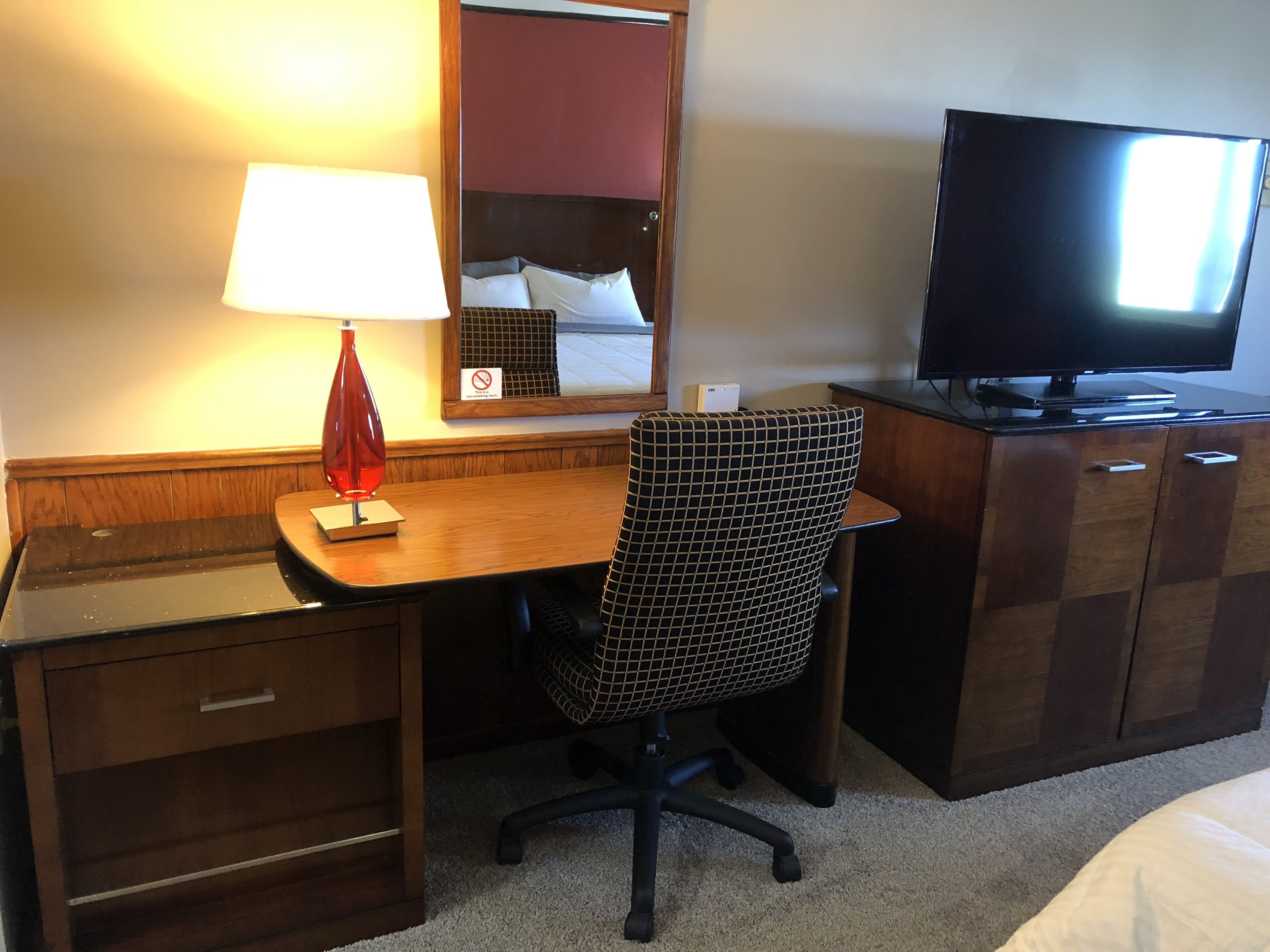 deluxe suite, 1 king bed, refrigerator & microwave | desk, iron/ironing board, free wifi, bed sheets