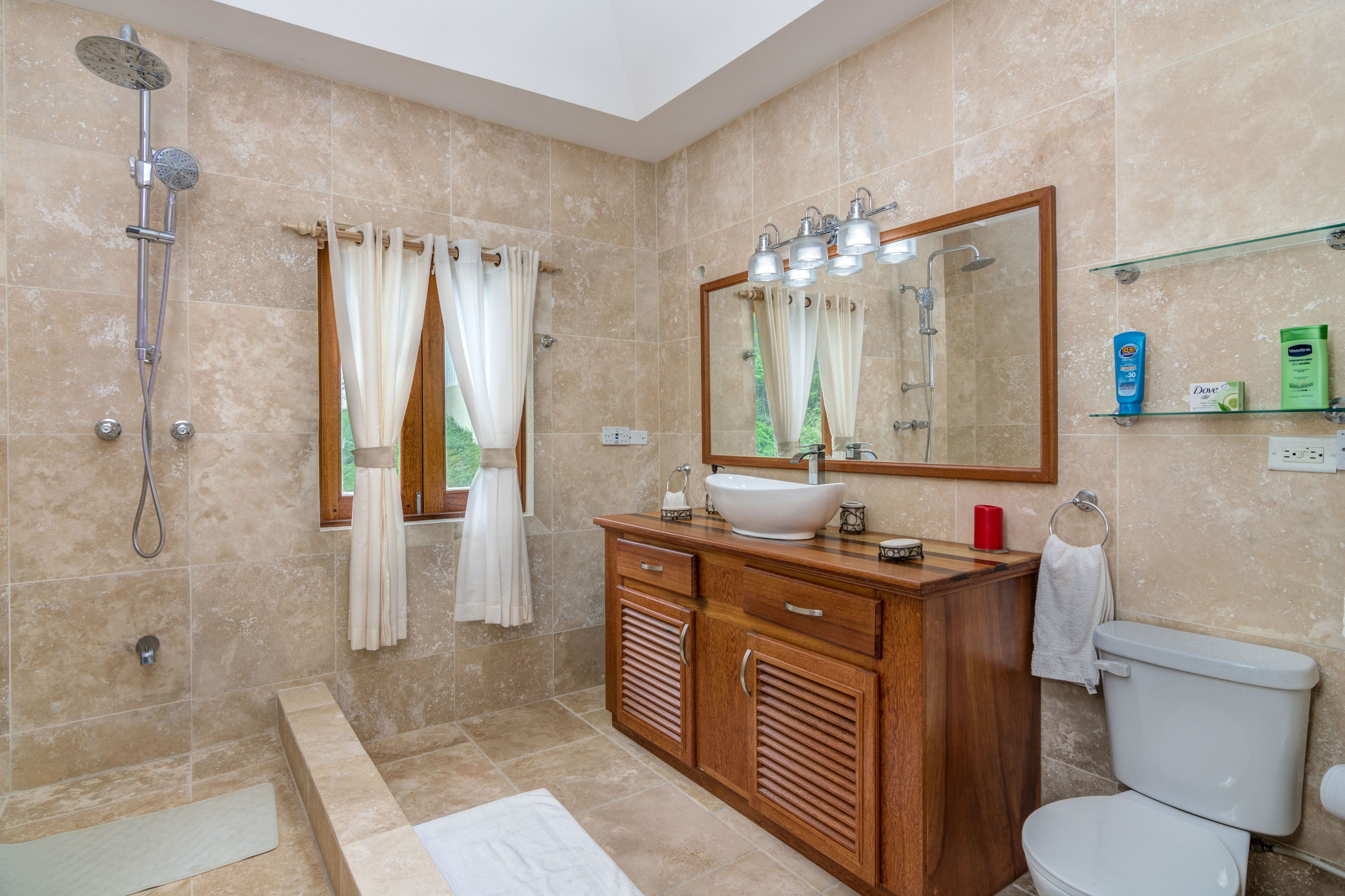 Luxury Villa, Ocean View | Bathroom | Shower, free toiletries, towels