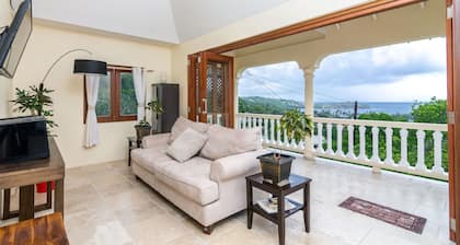 Sandrati Villa