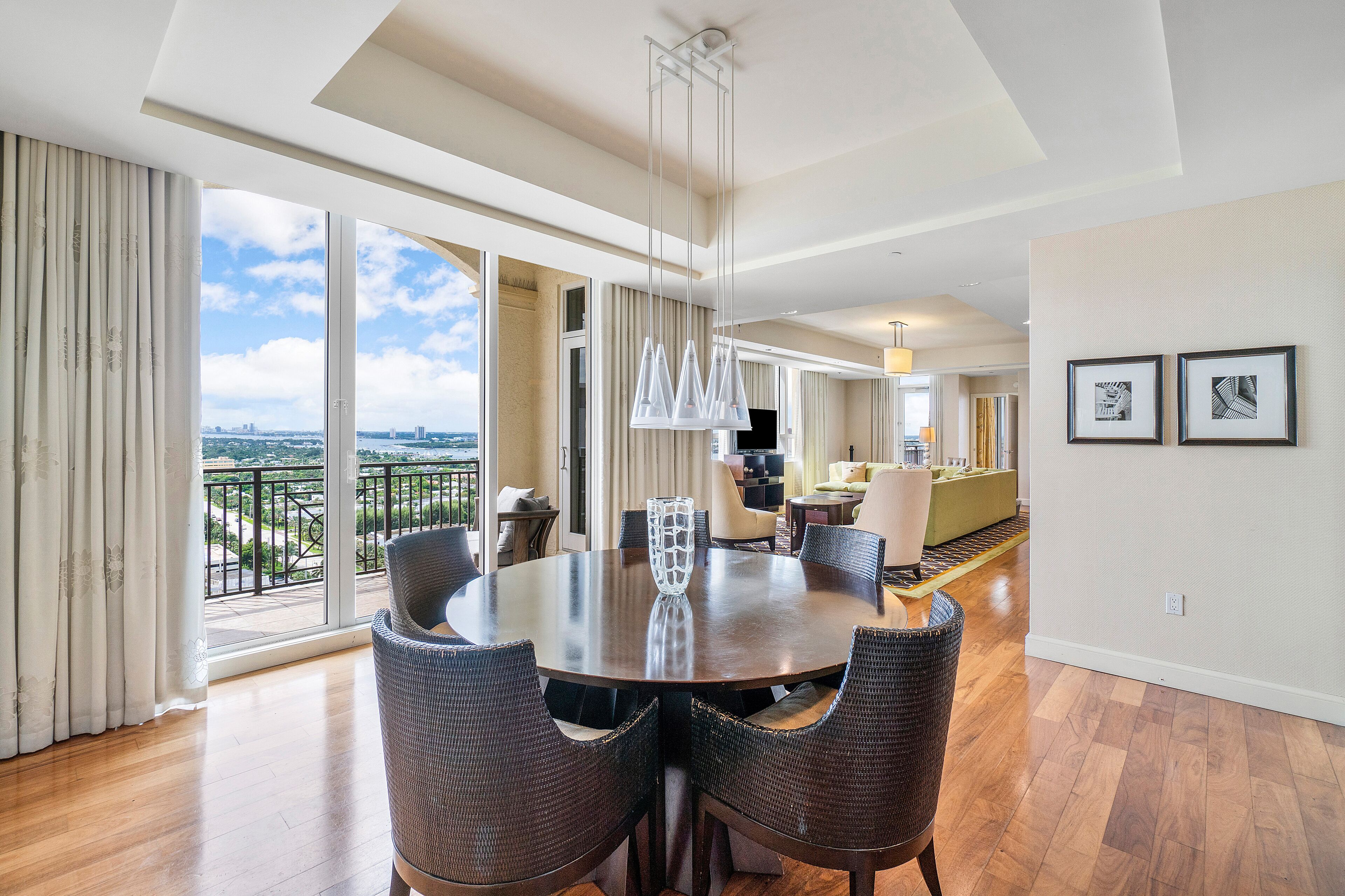 Presidential Penthouse Suite, Bedroom1: 1 King, Bedroom2: 1 King, Theater: 1 Queen, Balconies: 2 | Dining room