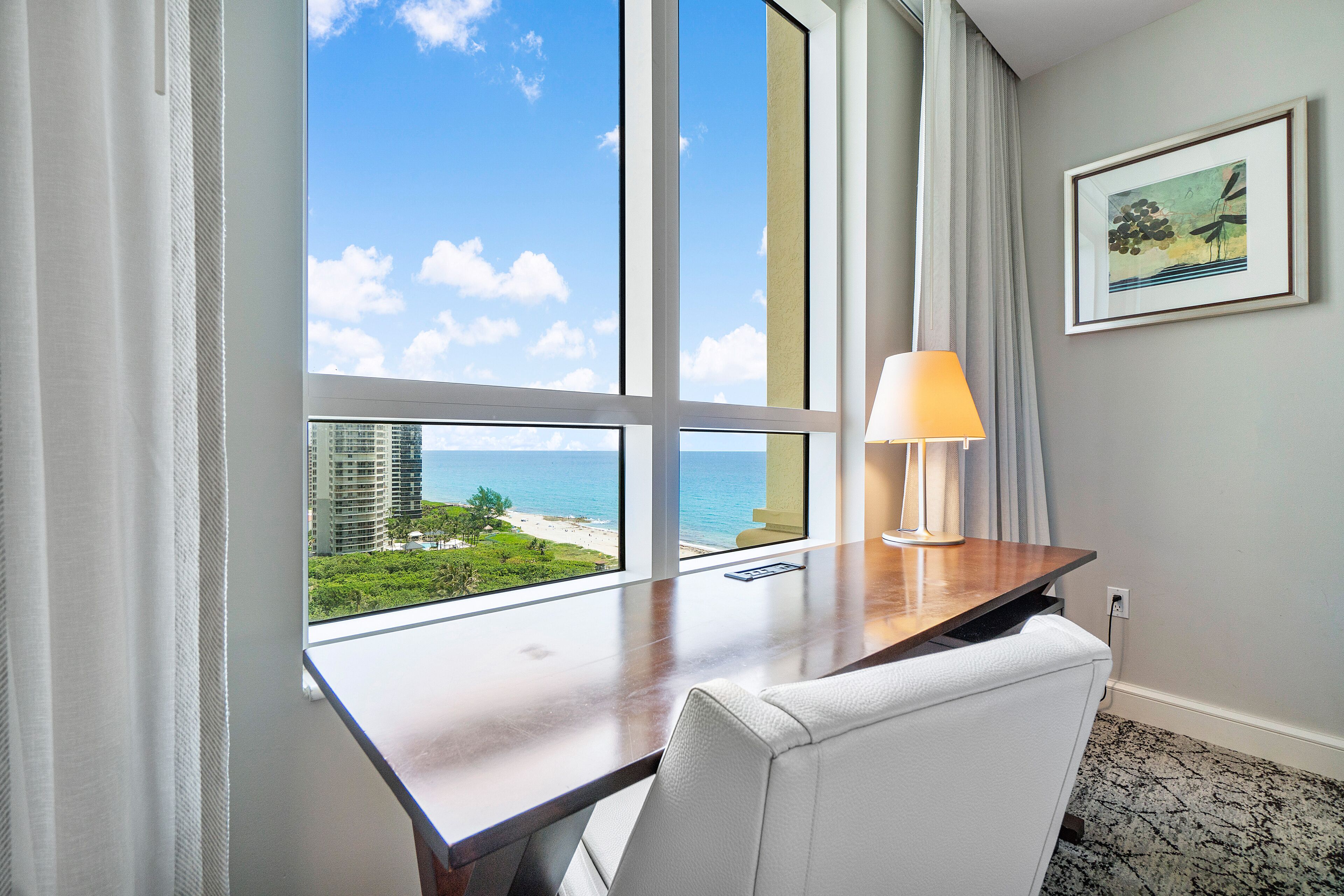 Premium, 2 Bedroom Suite, Bedroom 1: 1 King, Bedroom 2: 2 Double, Baths: 2, Ocean view, Balcony | 高档床上用品、加厚床垫、客房内保险箱、办公桌