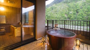 Separate tub and shower, spring water tub, hair dryer, bidet - Yukimurasaki (Takayama)