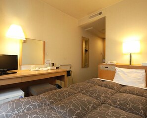 In-room safe, soundproofing, iron/ironing board, free WiFi - AZ Inn Obu (Obu)