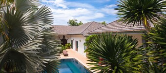 Shanti Villa