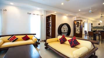 Superior Villa | Living room | Flat-screen TV, DVD player