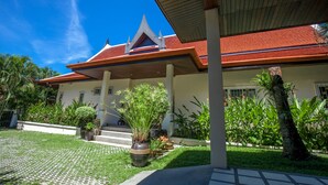 Ảnh chưa phân loại, 3 trong số 157 ảnh, nút