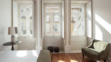 Cortinas blackout, camas plegables/adicionales y wifi gratis