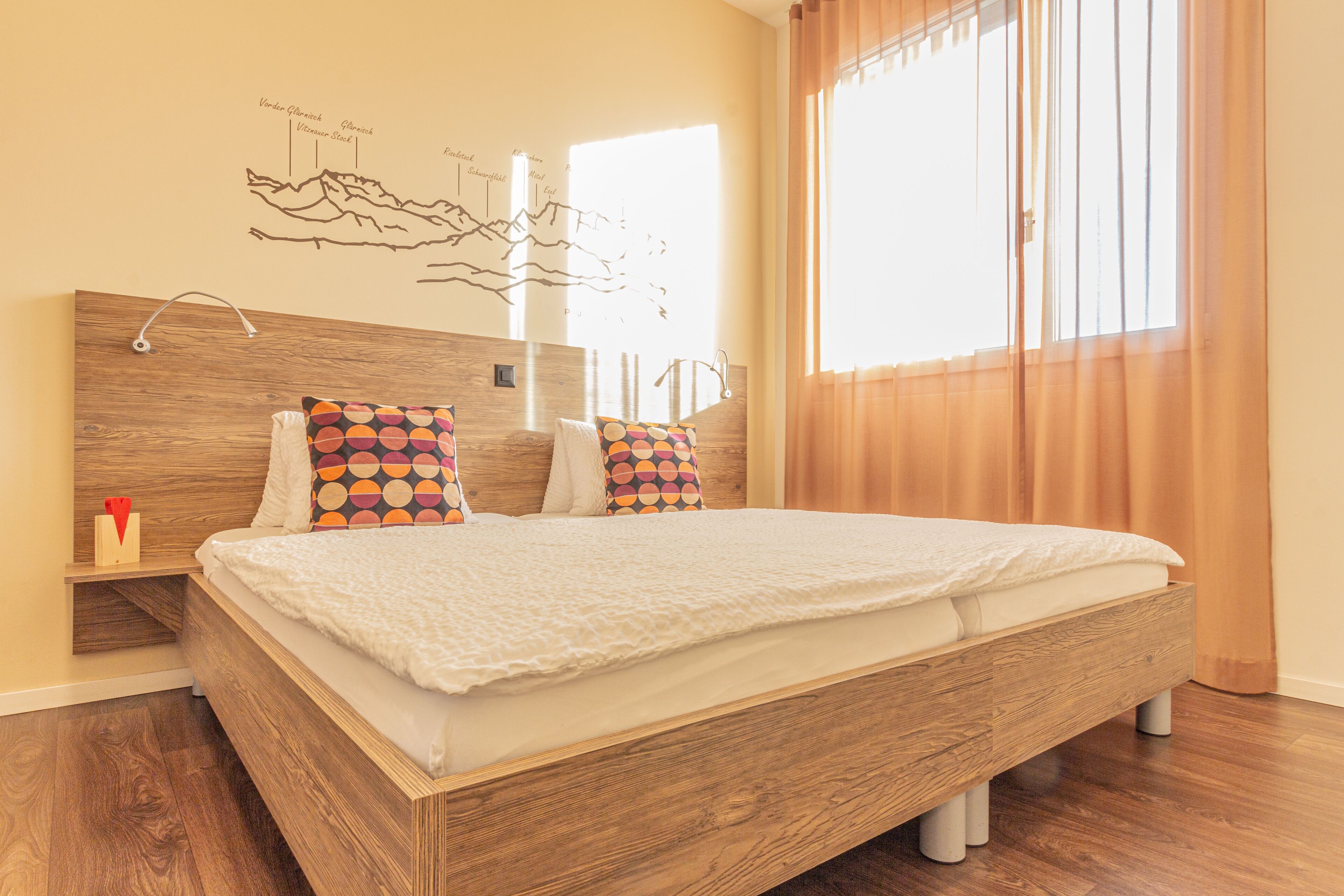 classic double room | 1 bedroom, laptop workspace, iron/ironing board, cots/infant beds