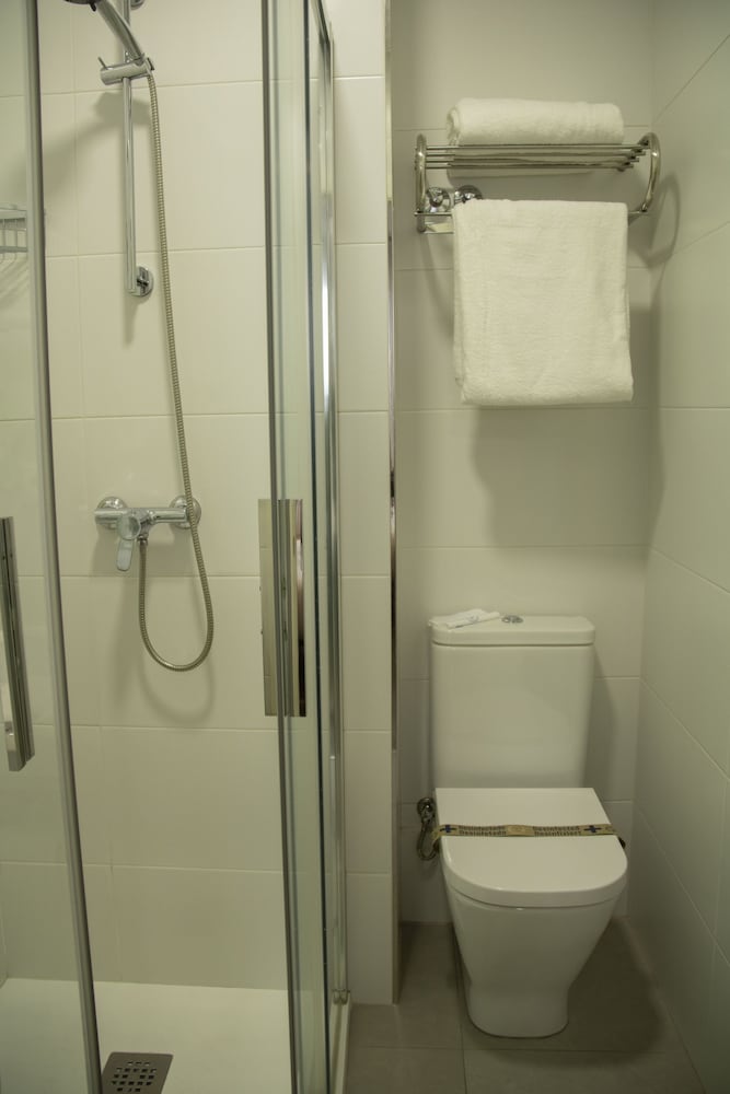 Alda Alborán Rooms by null