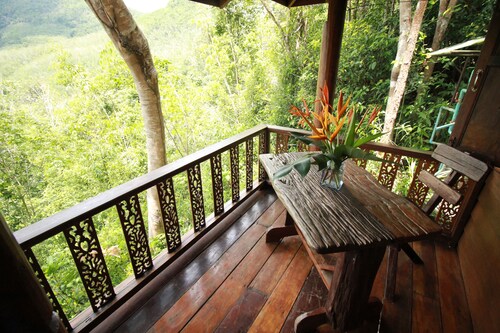 Chestnut Hill Eco Resort