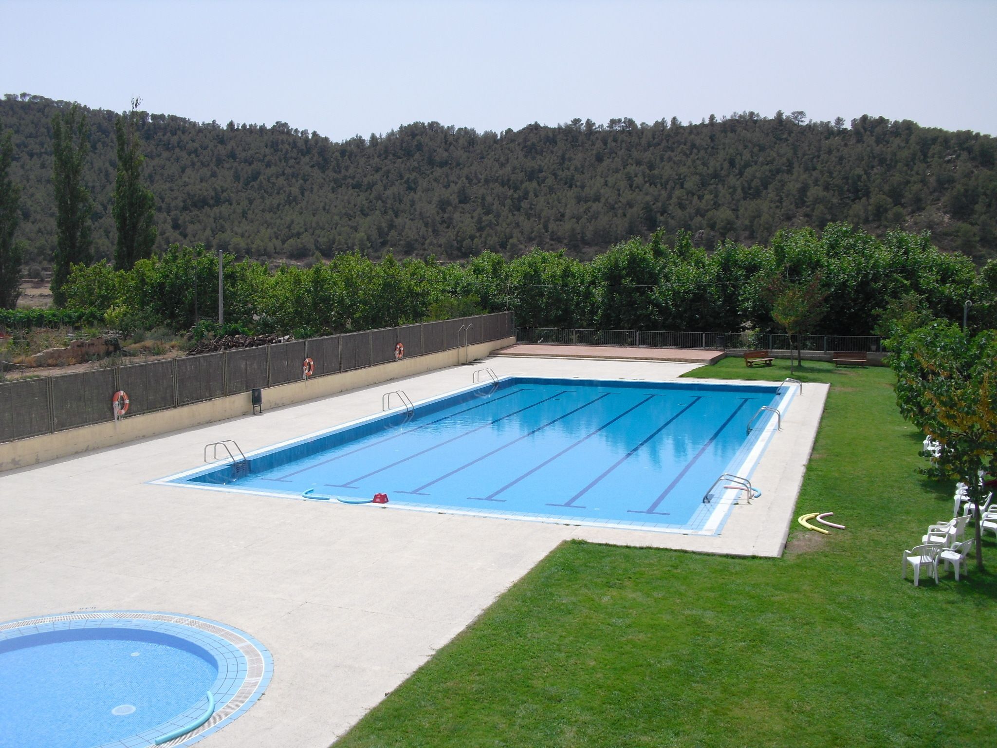 Hồ bơi ngoài trời 