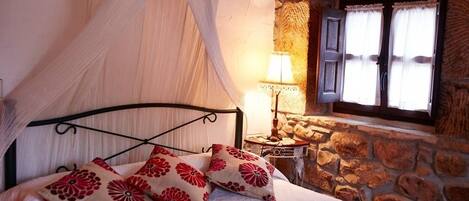 Double or Twin Room | Premium bedding, soundproofing, free WiFi, bed sheets