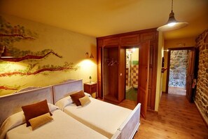 Double or Twin Room | Premium bedding, soundproofing, free WiFi, bed sheets - Posada Rural Ochohermanas (Arenas de Iguna)
