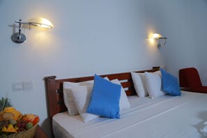 Chambre Deluxe Double ou avec lits jumeaux, 1 très grand lit, vue montagne