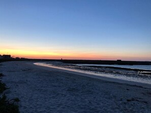 Beach nearby - The Davron Hotel (Fraserburgh)