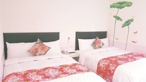 Desk, blackout curtains, free WiFi, wheelchair access - Happy Holiday Hotel (Taoyuan City)