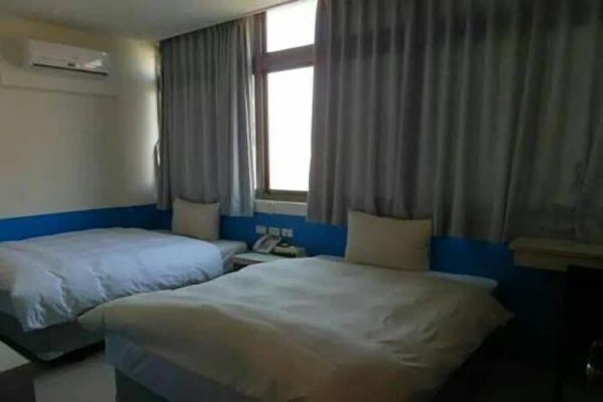 Chambre Économique avec lits jumeaux, 2 lits une place