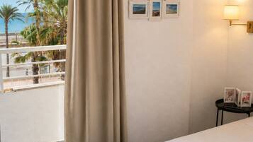 Panoramic Double Room | Free WiFi, bed sheets