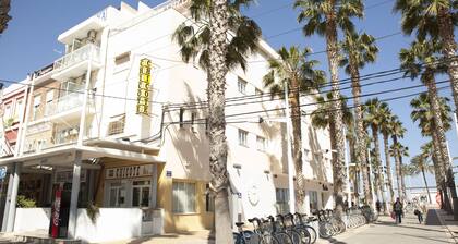 Malvarrosa Beach Rooms
