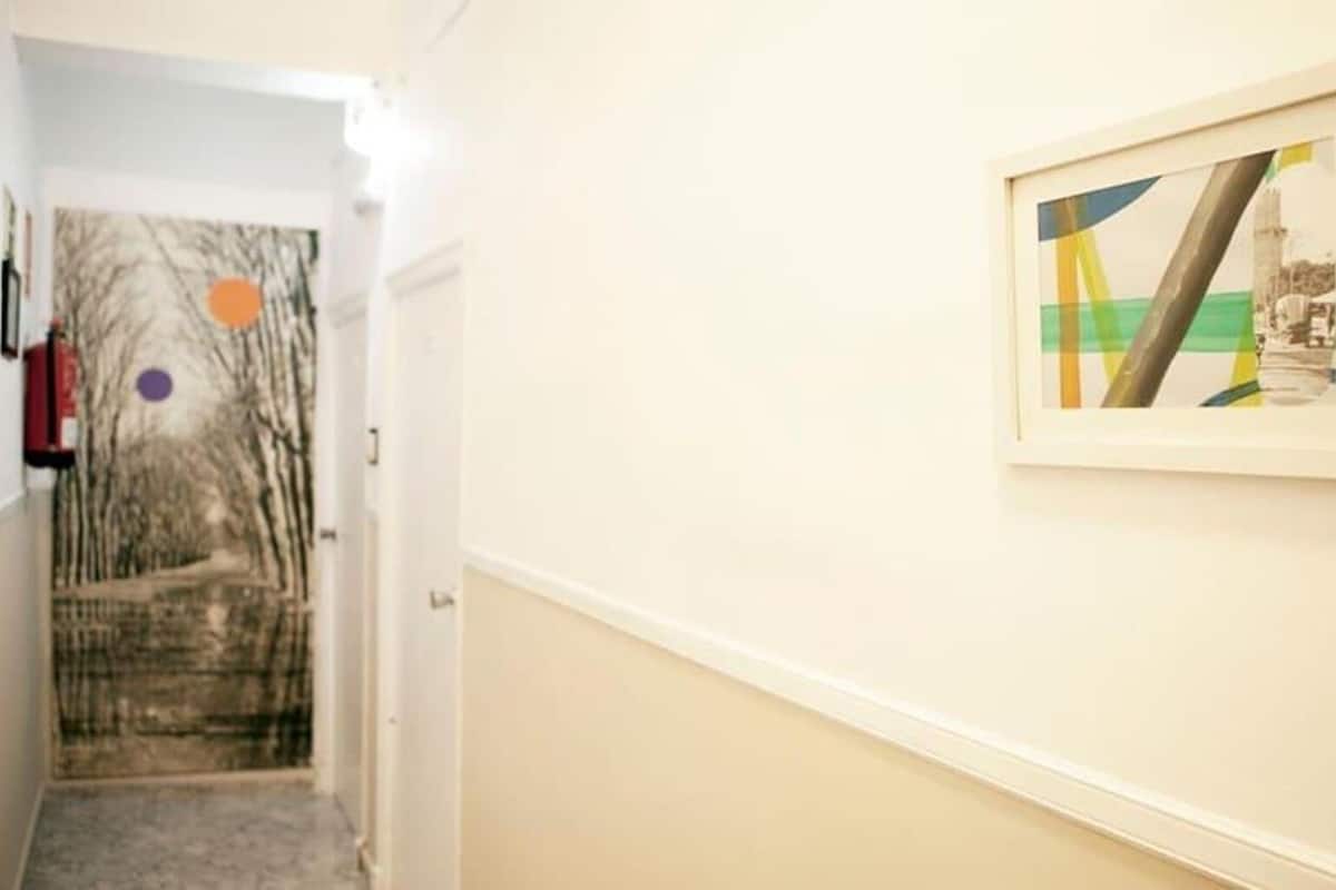 Wifi gratis y ropa de cama