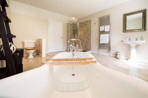 Bañera profunda