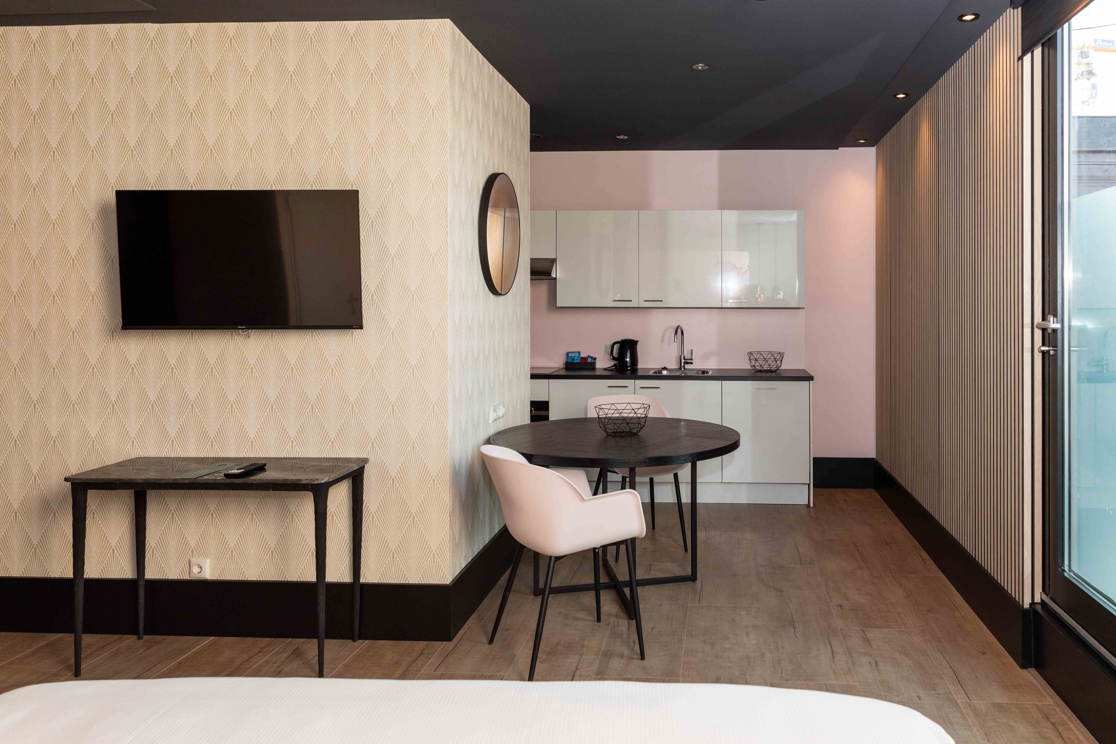 Photo - Hotel2Stay