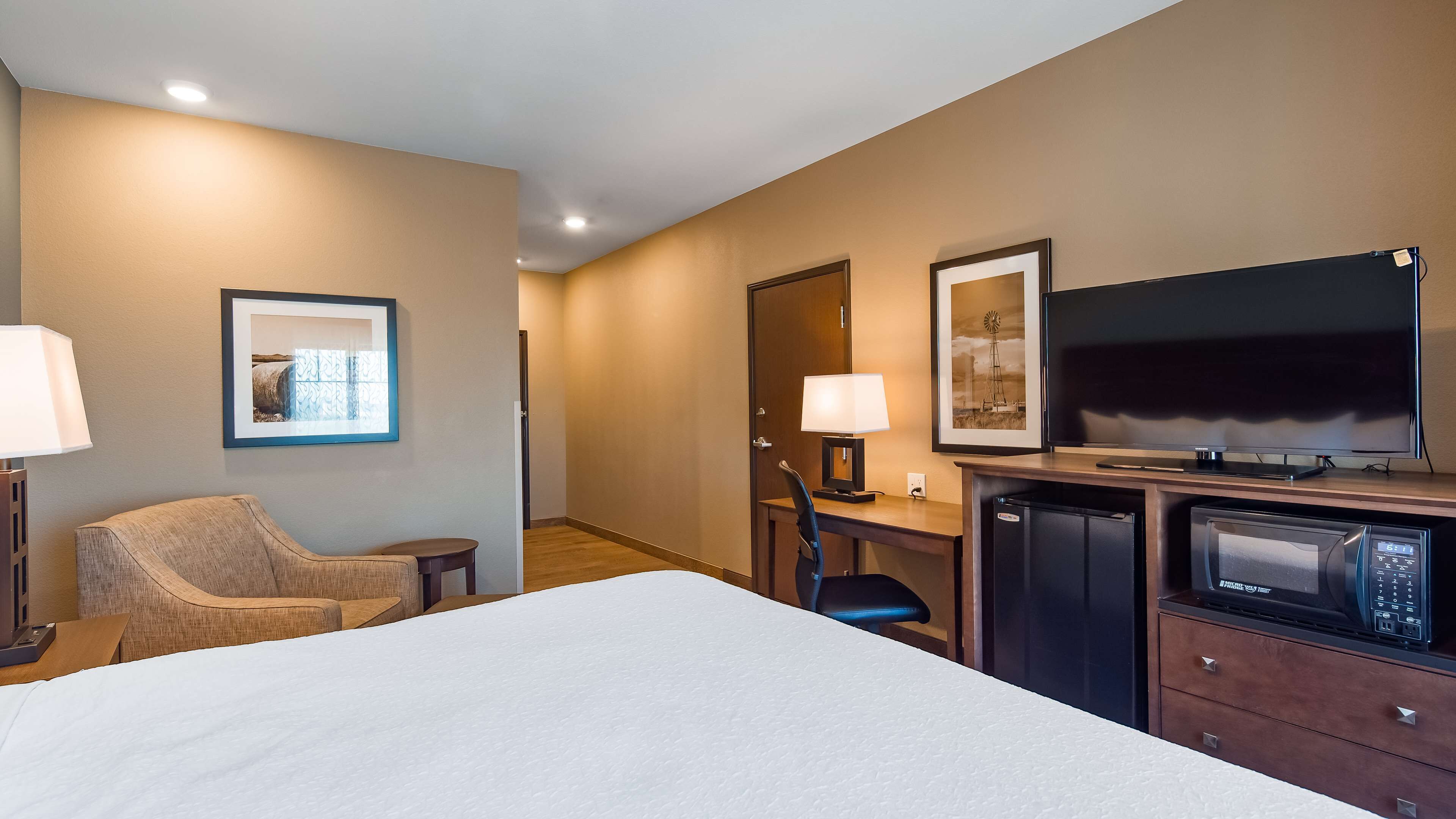 pillow-top beds, in-room safe, desk, laptop workspace