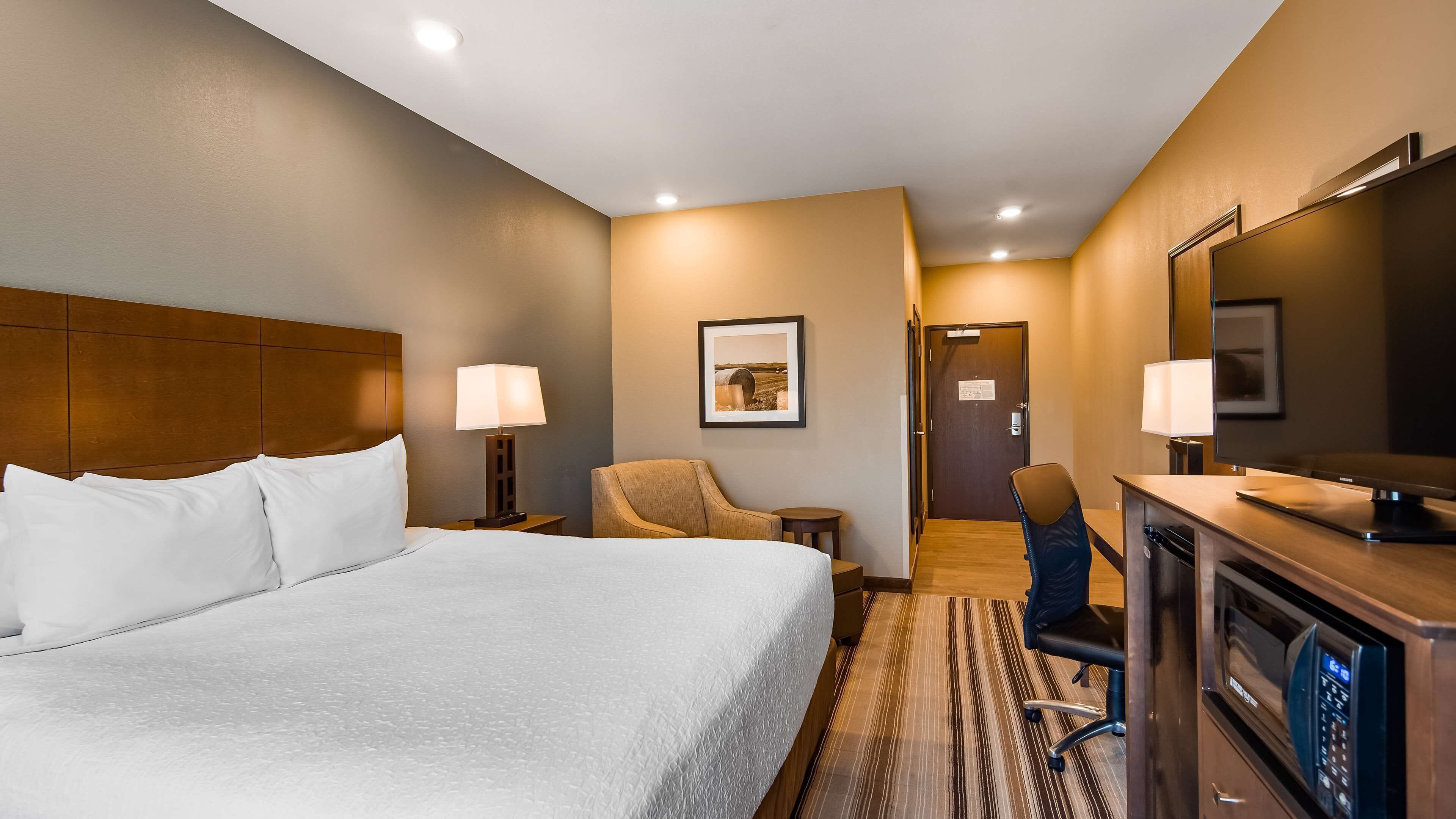 pillow-top beds, in-room safe, desk, laptop workspace