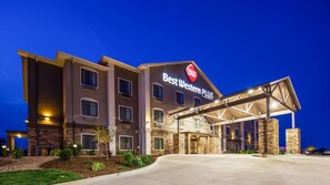 Exterior - Best Western Plus Overland Inn (Fort Morgan)