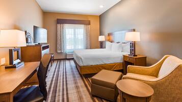 Pillowtop beds, in-room safe, desk, laptop workspace