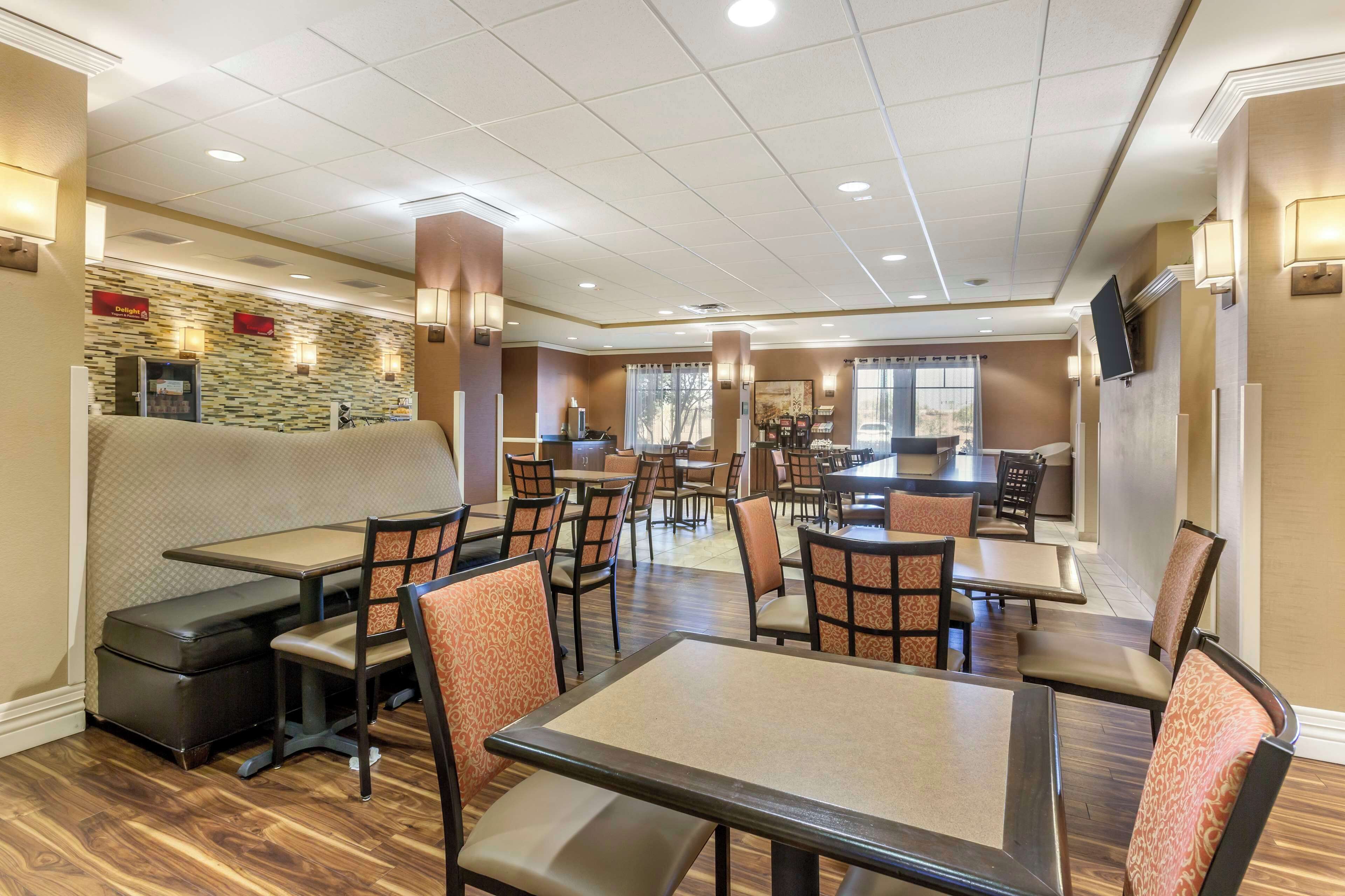 Free daily full breakfast