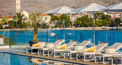 Hotel Brown Beach House & Spa