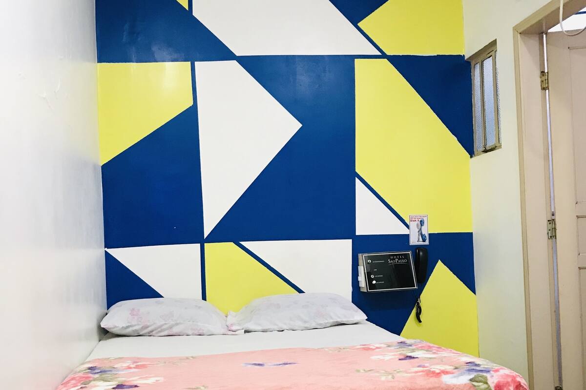 Premium Double Room, 1 Bedroom, No Windows | Premium bedding, minibar, desk, rollaway beds