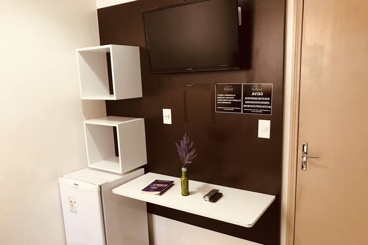 Premium Double Room, 1 Bedroom, Ground Floor | Premium bedding, minibar, desk, rollaway beds