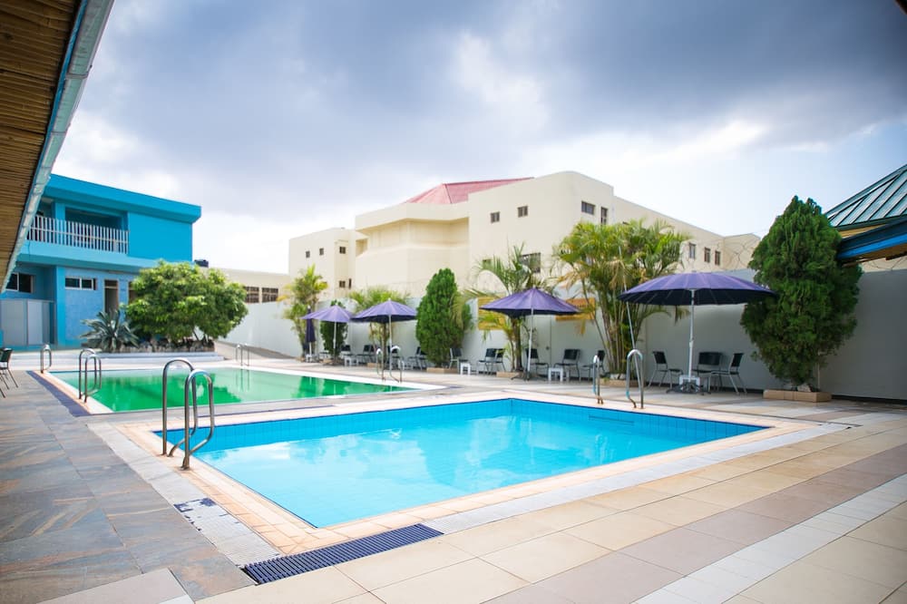 Erata Hotel