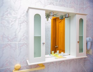 Balcony - Erata Hotel (Accra)