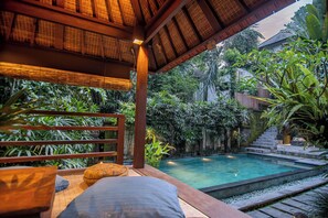 One Bedroom Pool Villa with Jungle View | Terrazza/patio