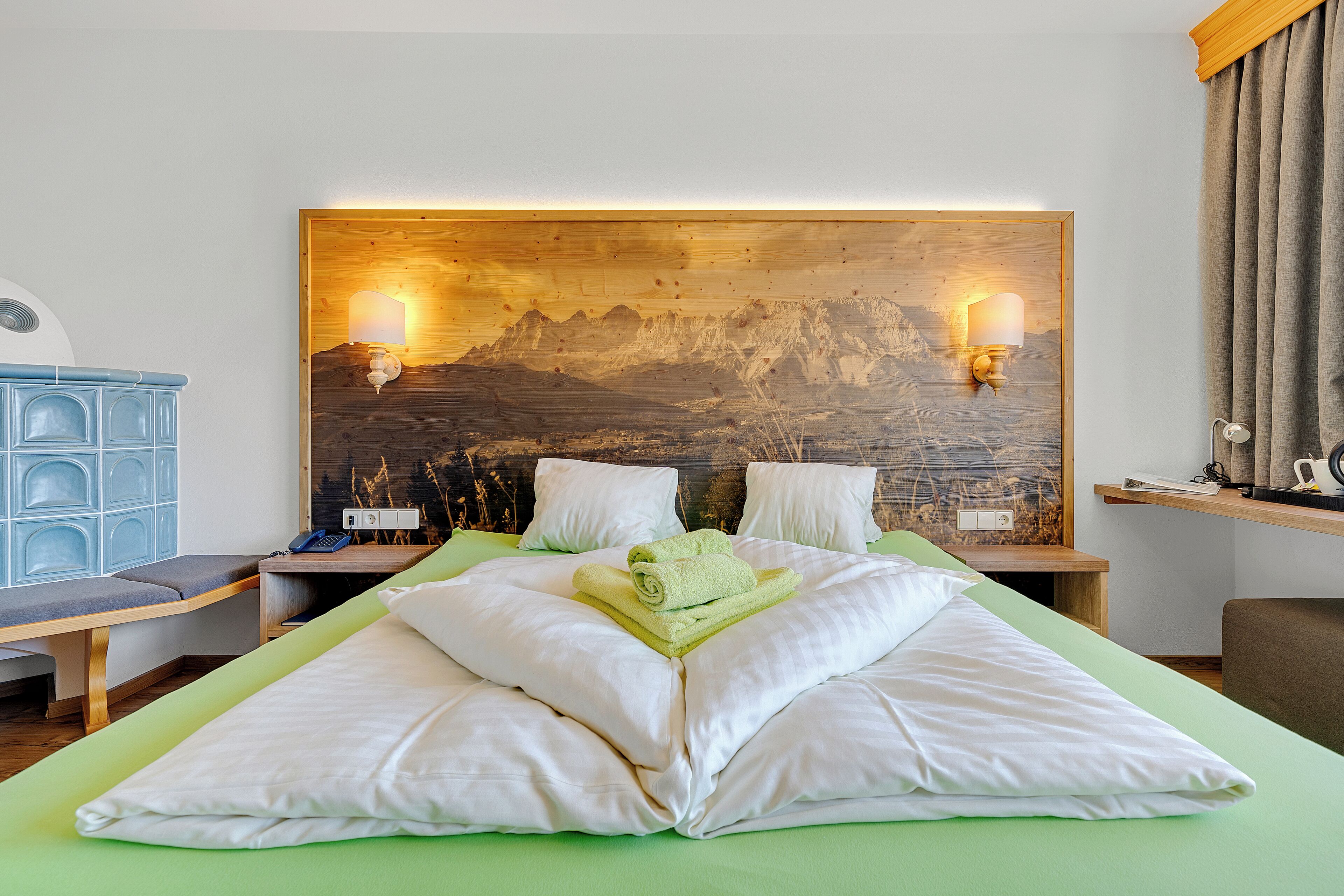 double room | in-room safe, desk, free cots/infant beds, free wifi