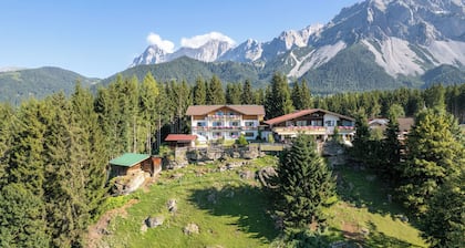 Hotel Ramsauer Alm