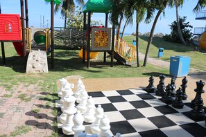 Außen-Kinderspielplatz
