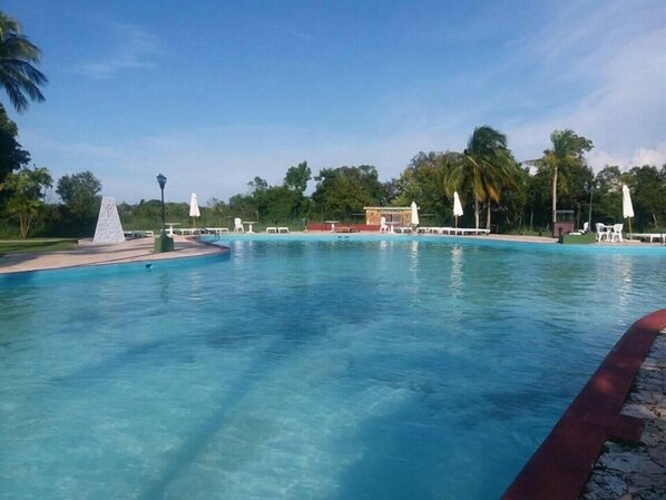 Alberca al aire libre 