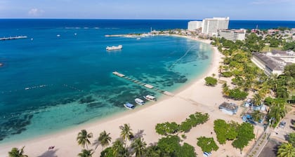 Sandcastles Beach Resort