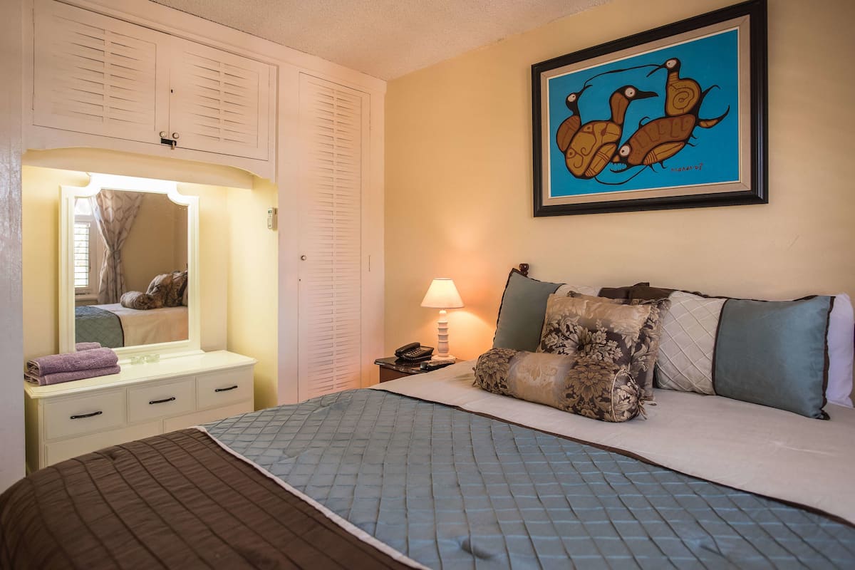 Apartemen Comfort, 1 kamar tidur | 1 kamar tidur, brankas, kedap suara, dan setrika/meja setrika