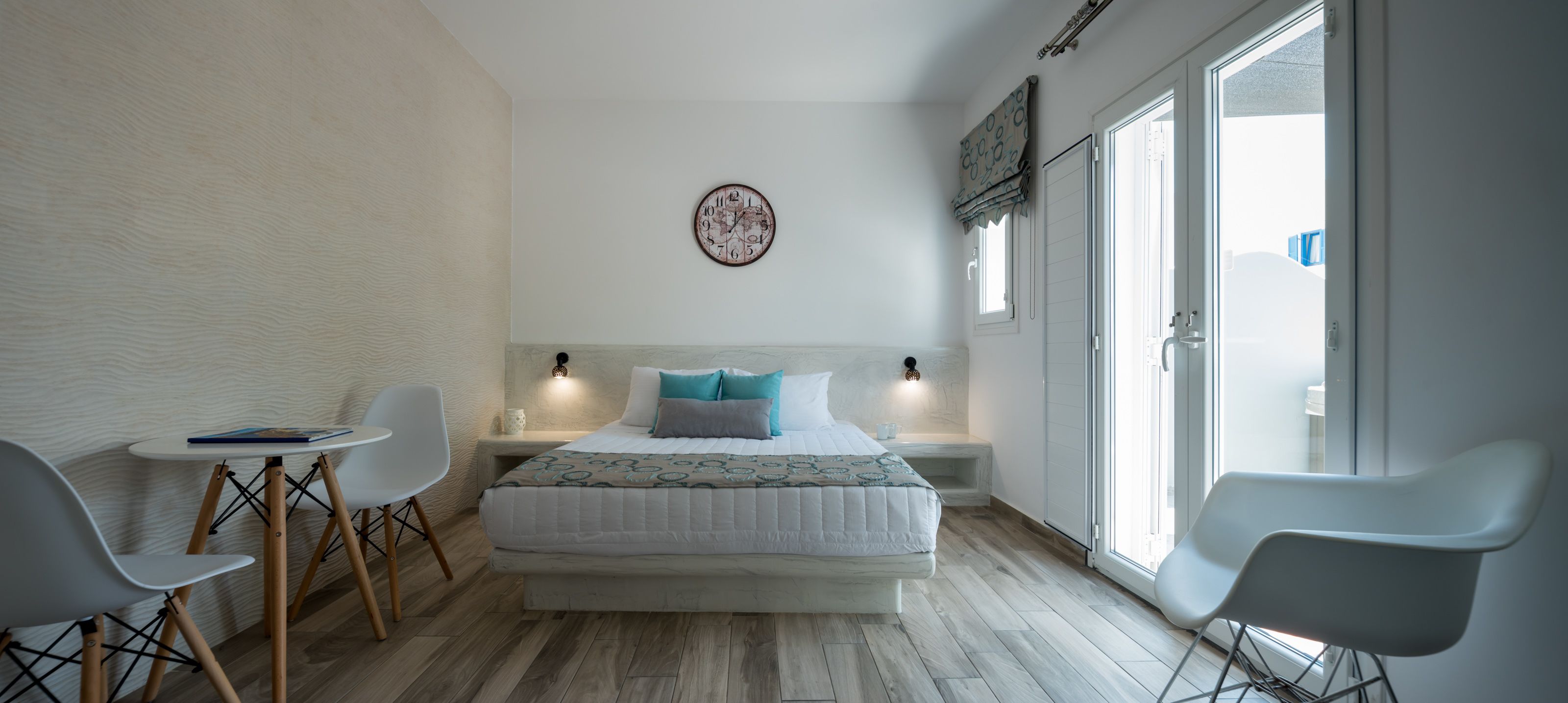 standard room, hot tub | in-room safe, iron/ironing board, free cots/infant beds, free wifi