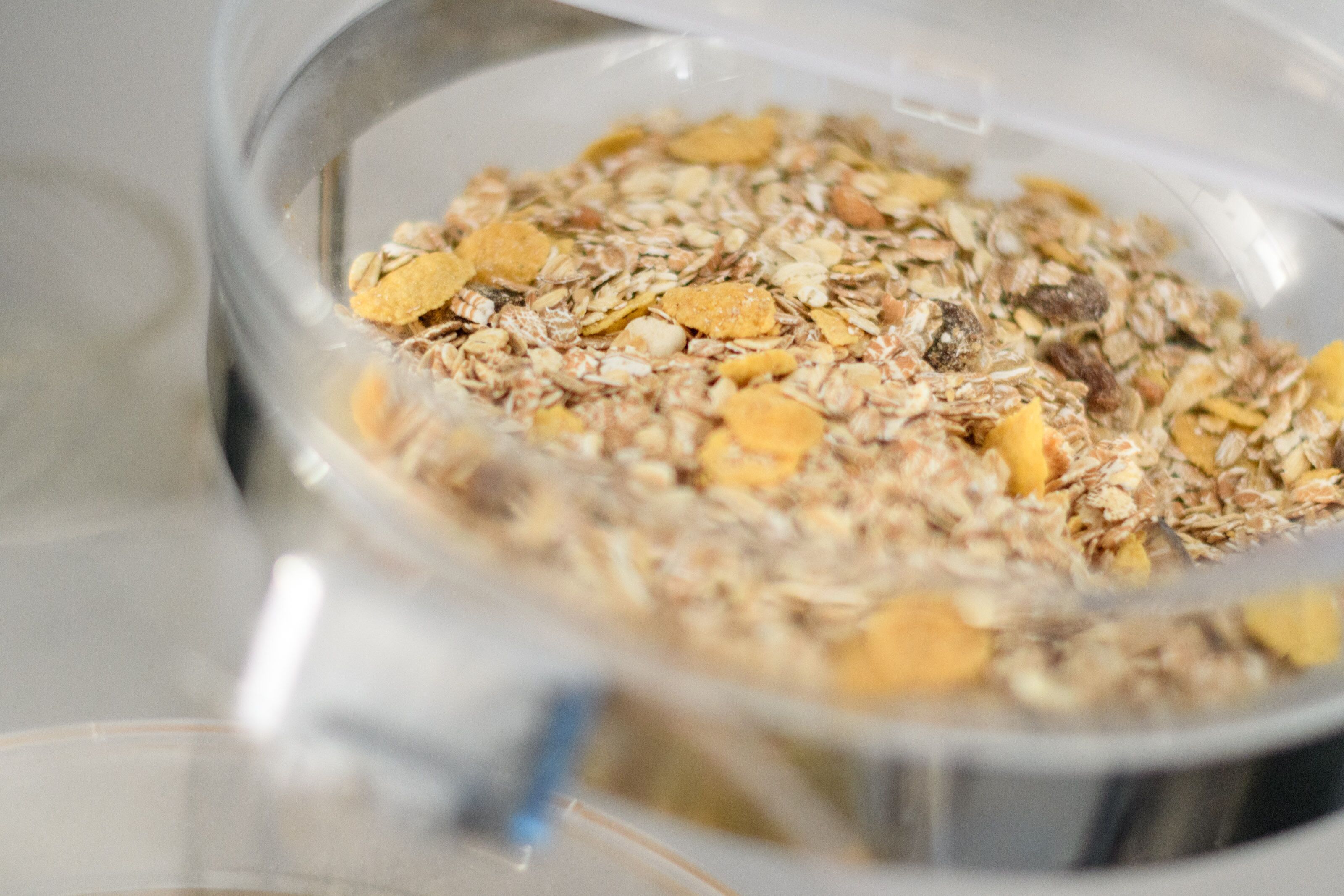 daily continental breakfast (eur 15 per person)